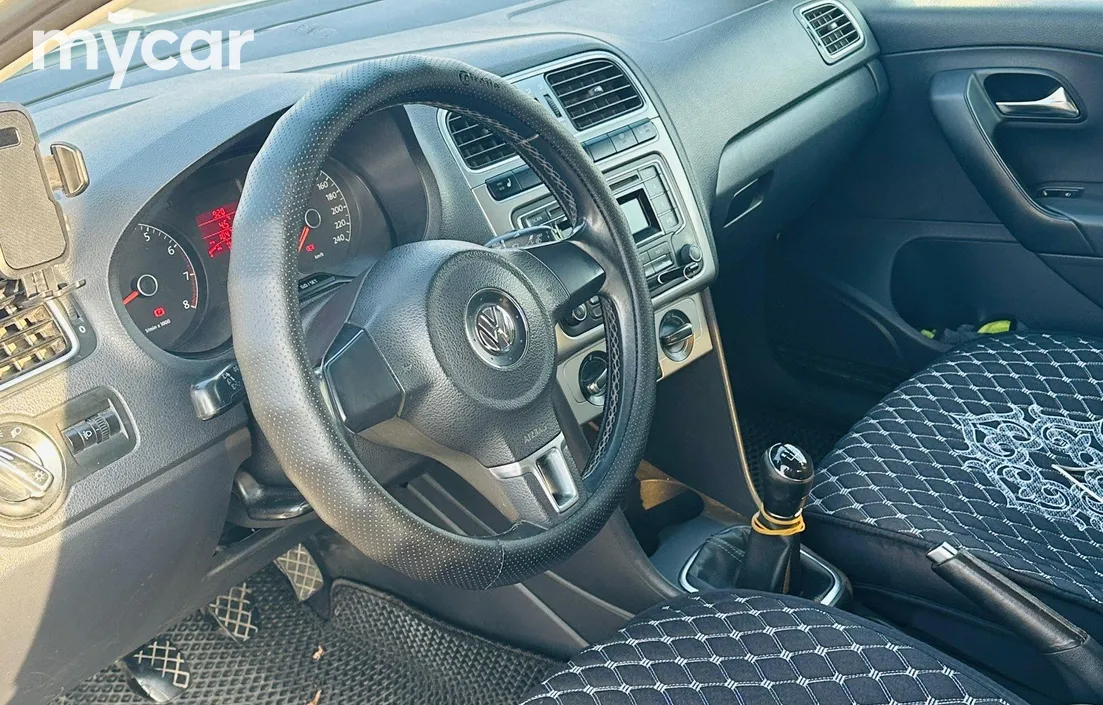 Volkswagen Polo 2013