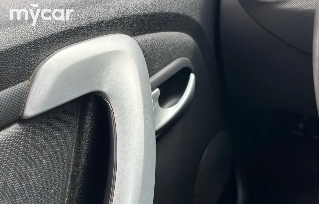Renault Sandero 2014