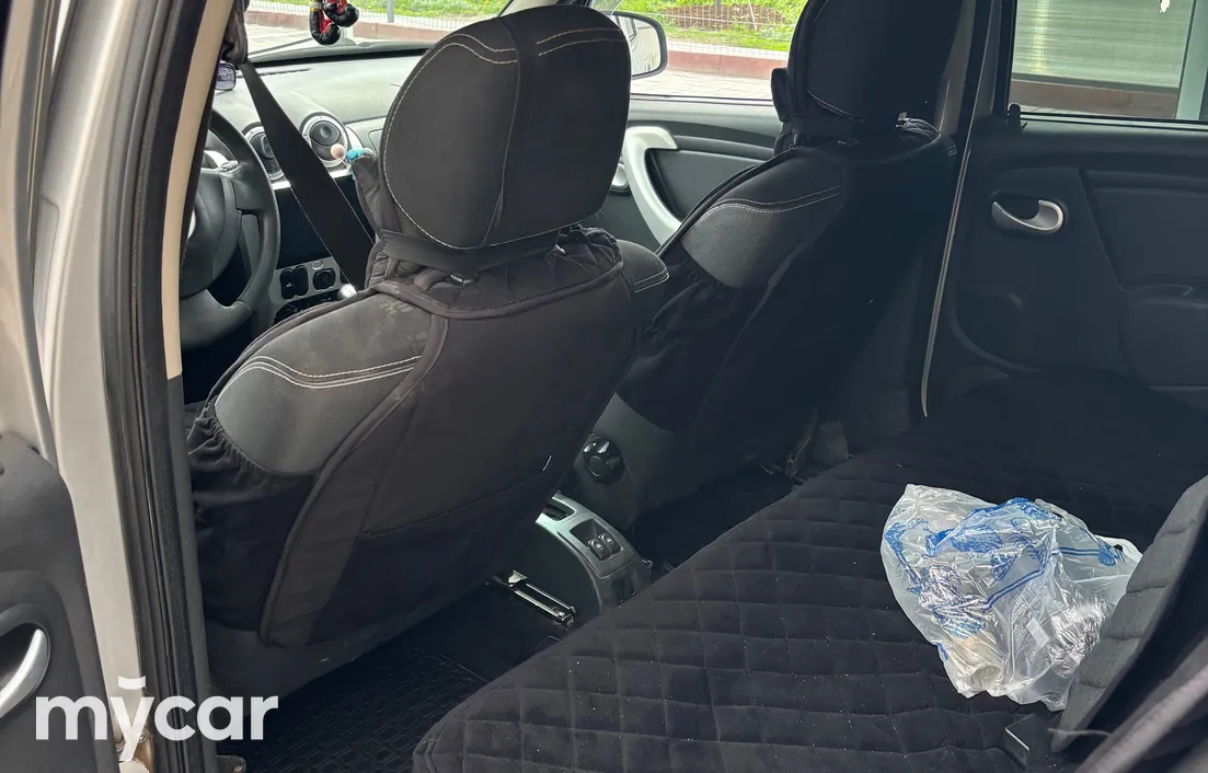 Renault Sandero 2014
