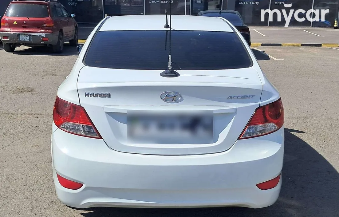 Hyundai Accent 2014