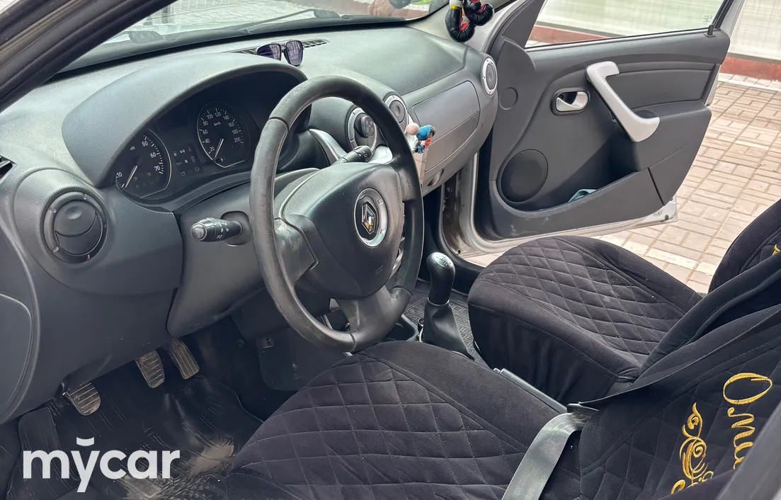 Renault Sandero 2014