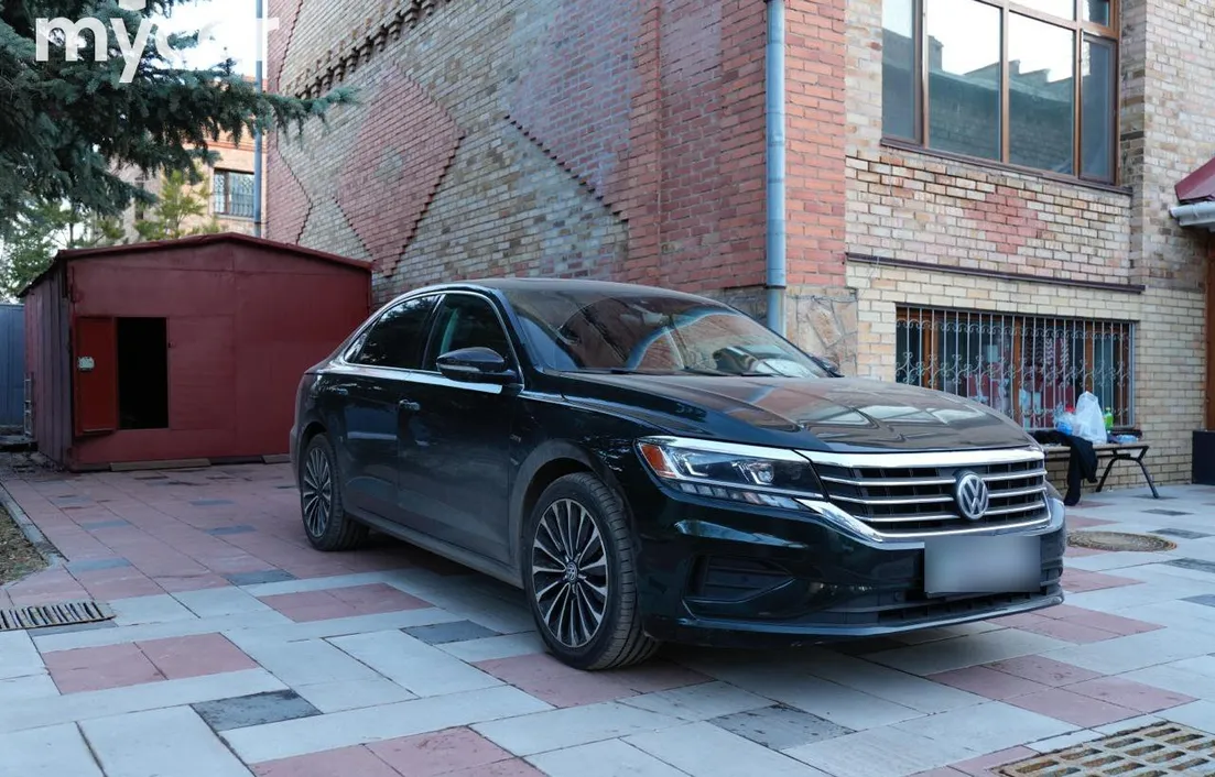 Volkswagen Passat 2021