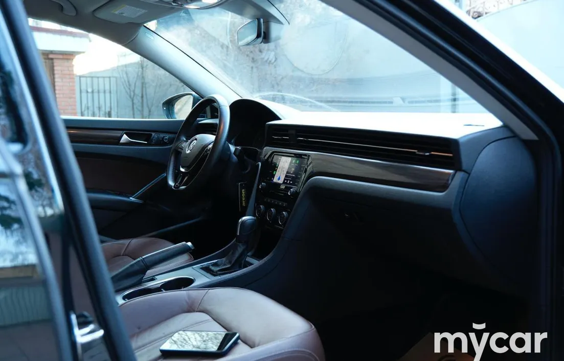 Volkswagen Passat 2021