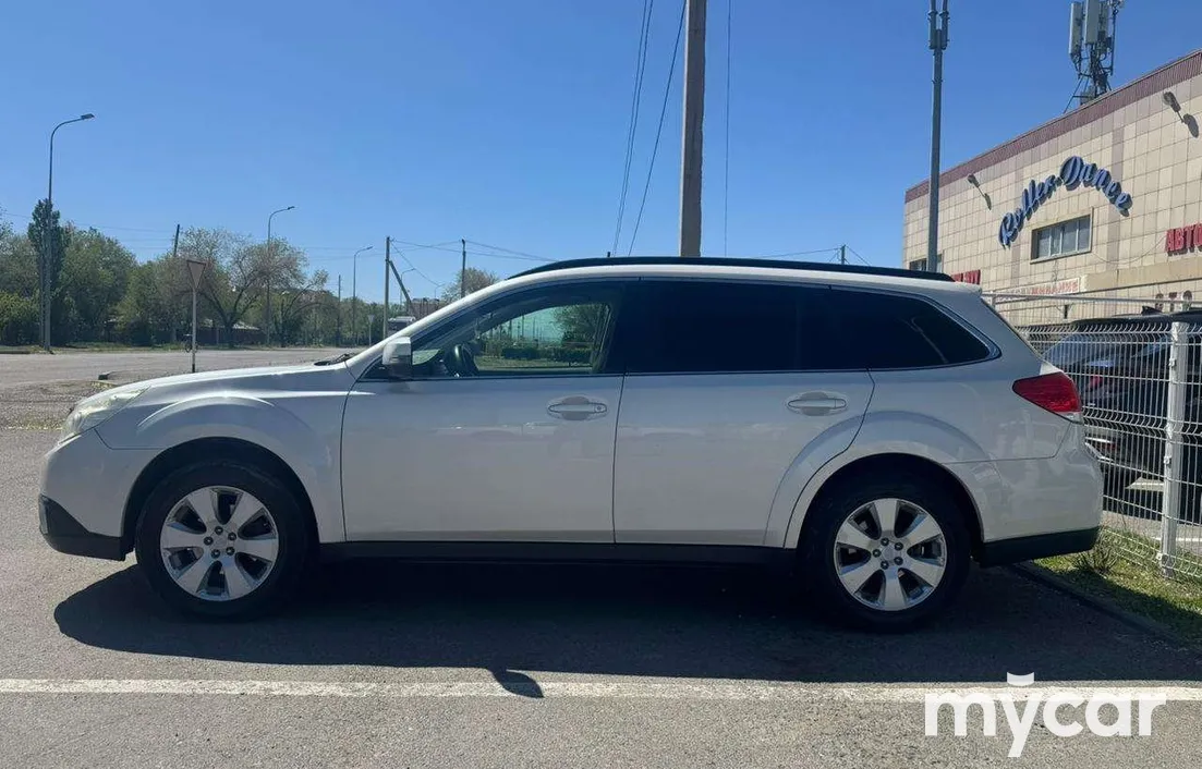 Subaru Outback 2011