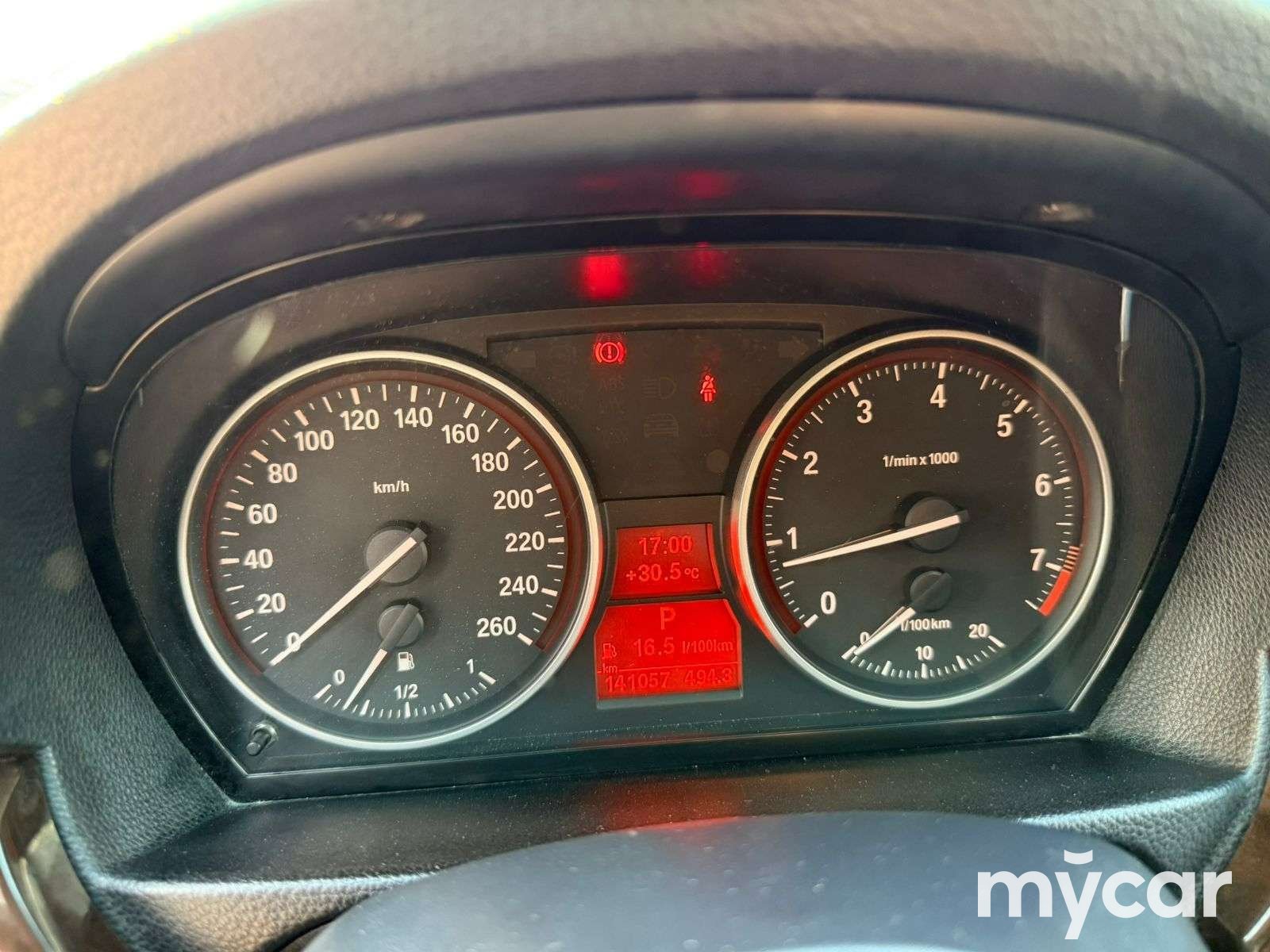 BMW 3 серия 2011