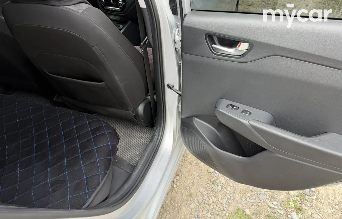 Hyundai Accent 2021
