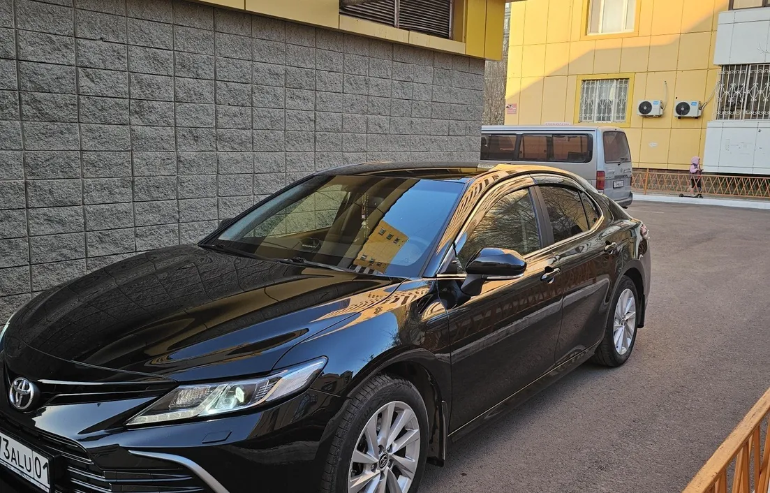 Toyota Camry 2023