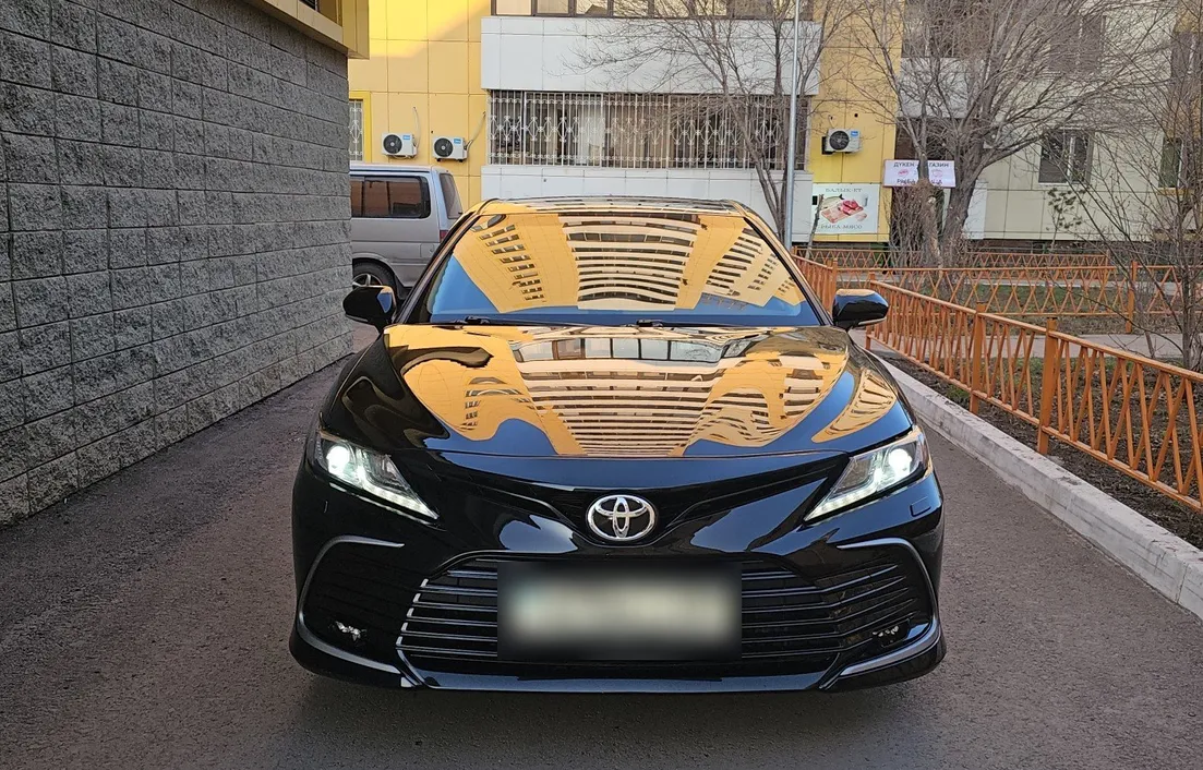 Toyota Camry 2023