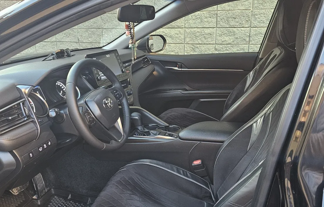 Toyota Camry 2023