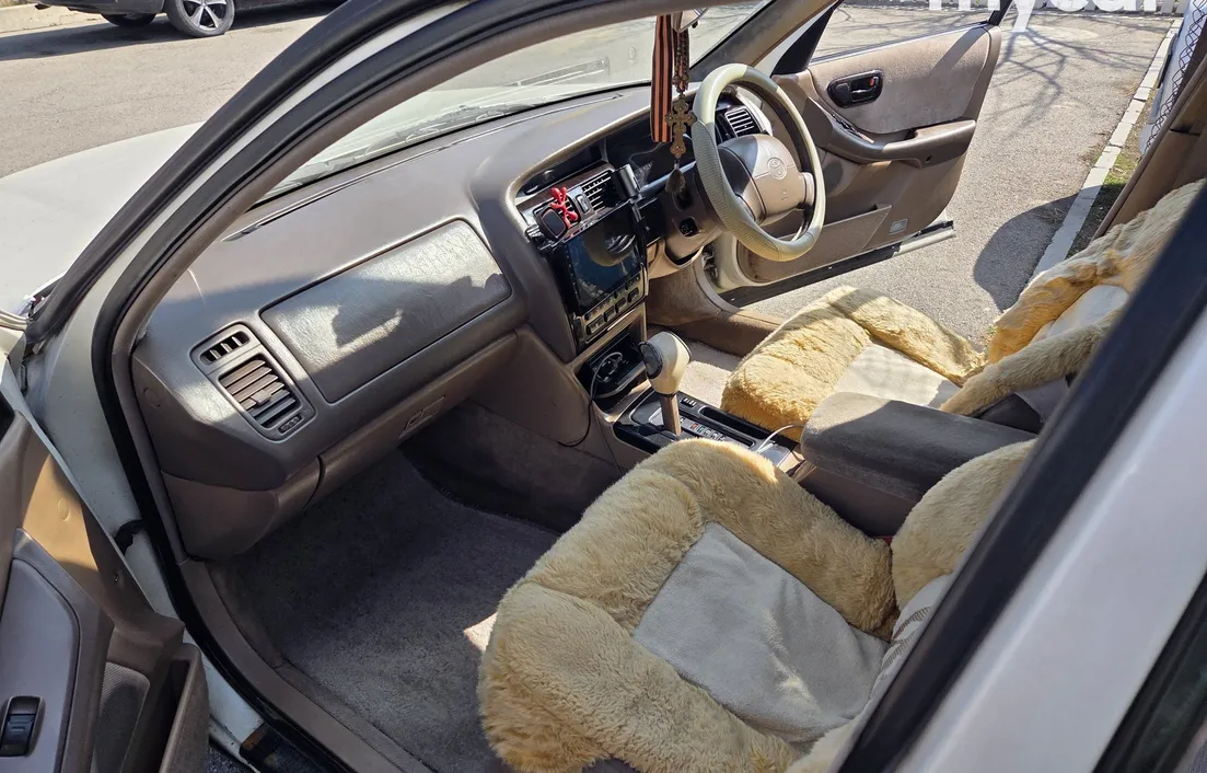 Toyota Avalon 1995