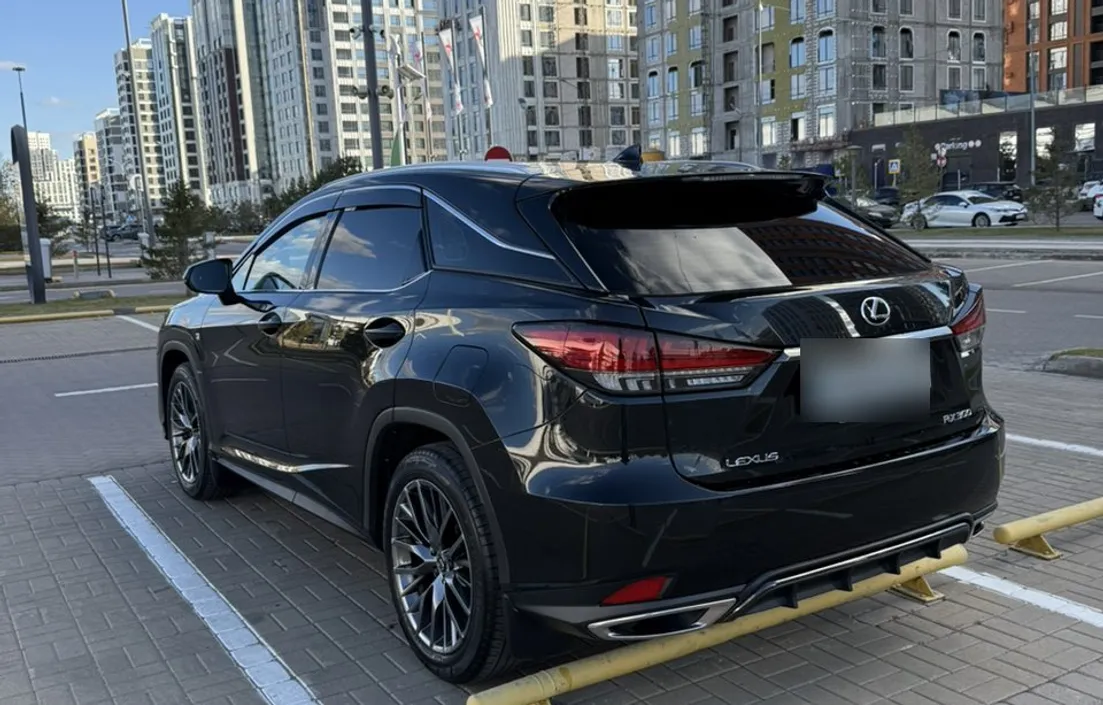 Lexus RX 2021