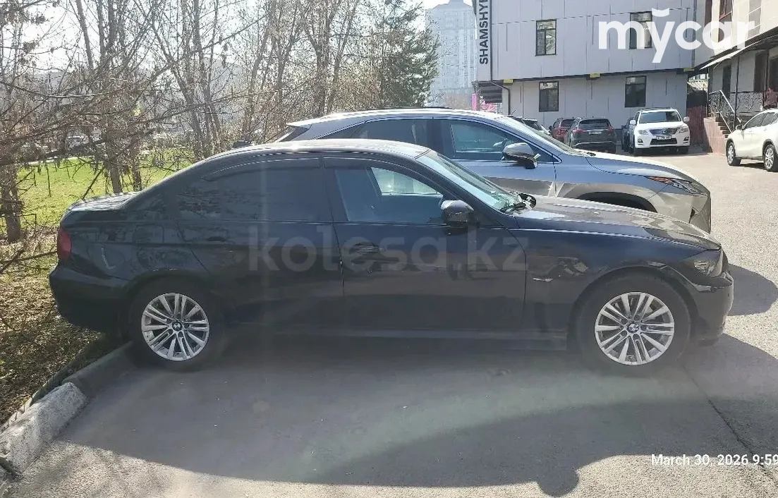 BMW 3 серия 2011