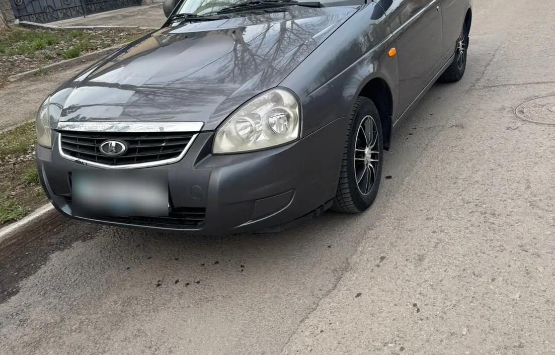 LADA Priora 2013