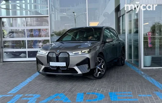 фото BMW iX Новая за 25000000 тенге