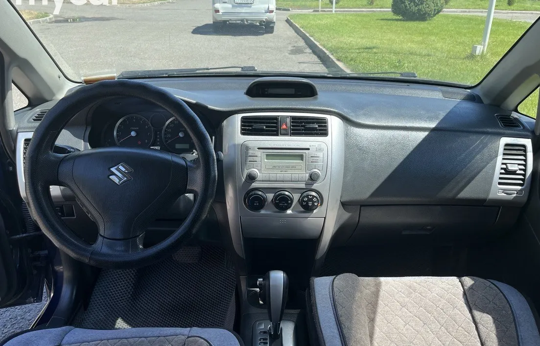 Suzuki Liana 2004