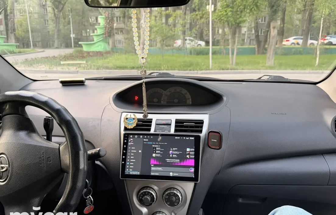 Toyota Yaris 2008