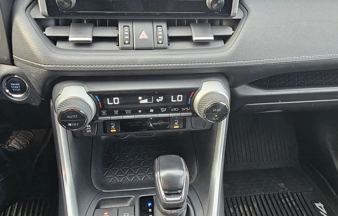 Toyota RAV4 2021