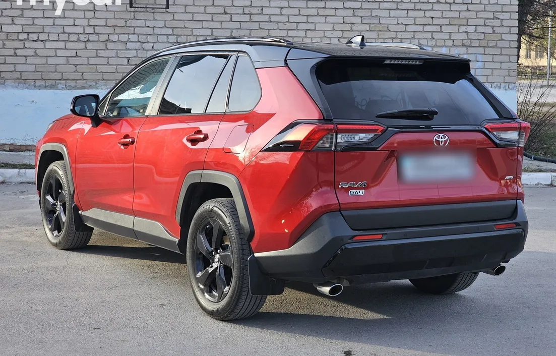 Toyota RAV4 2021
