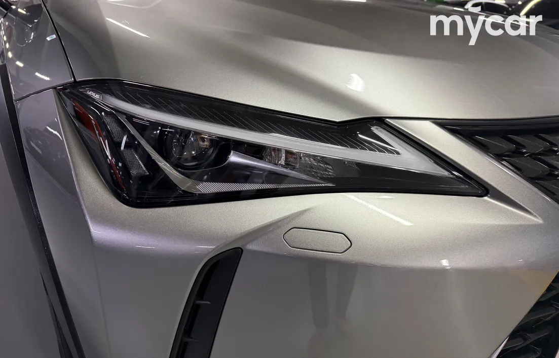 Lexus UX 2020