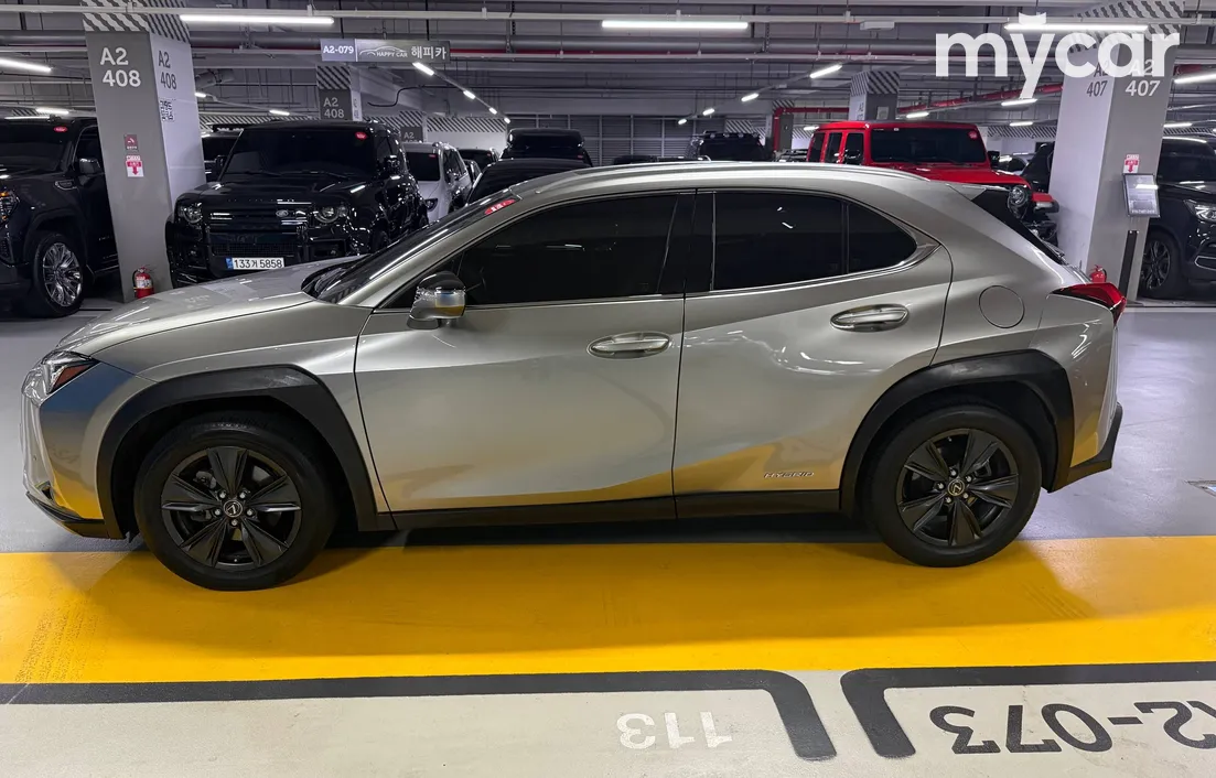 Lexus UX 2020
