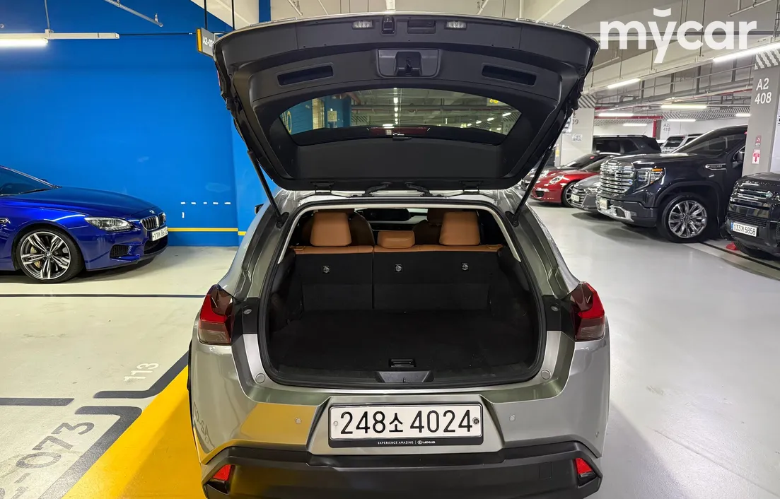 Lexus UX 2020