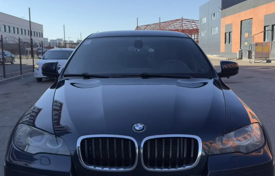 BMW X6 2013