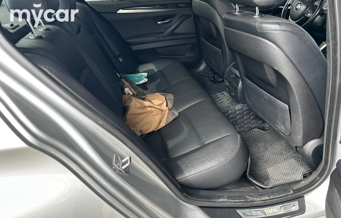 BMW 5 серия 2013