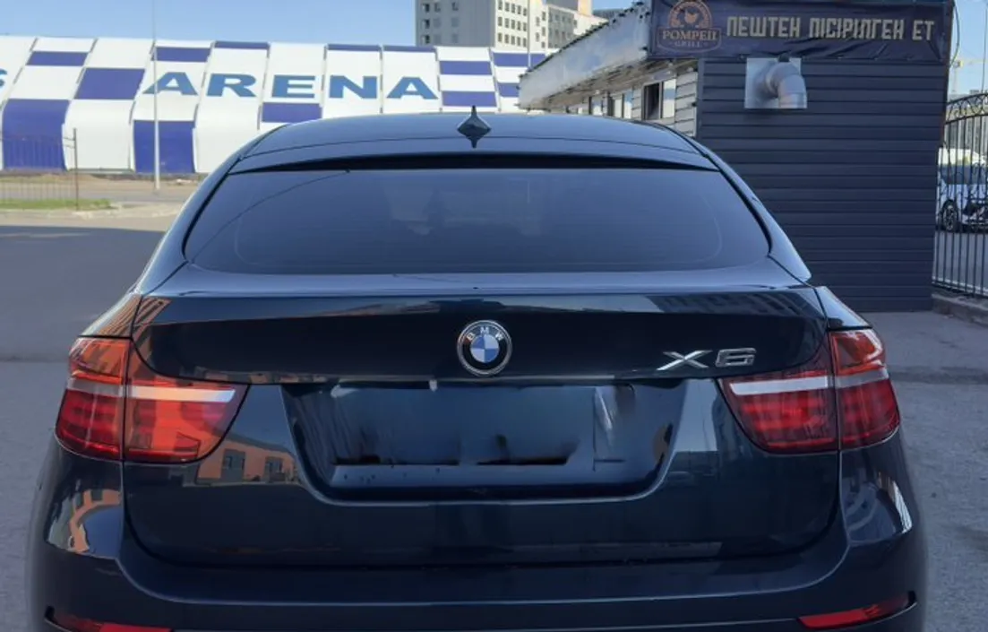 BMW X6 2013