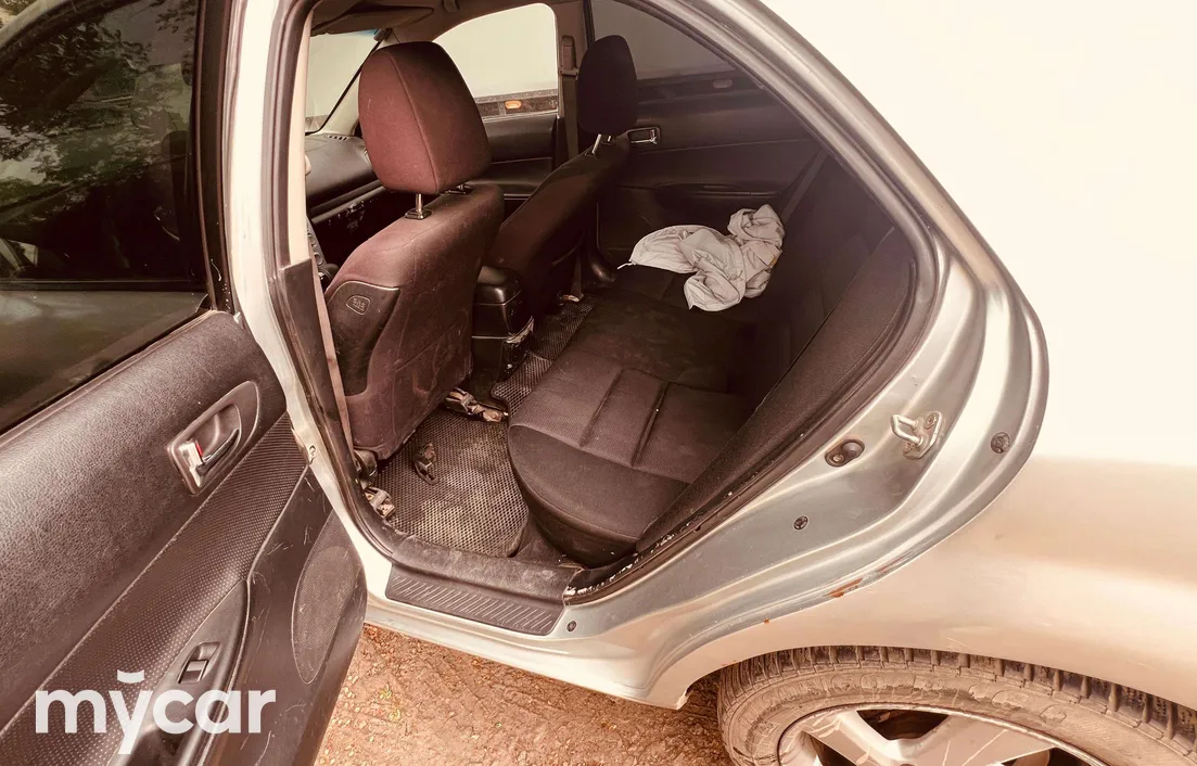 Mazda 6 2004
