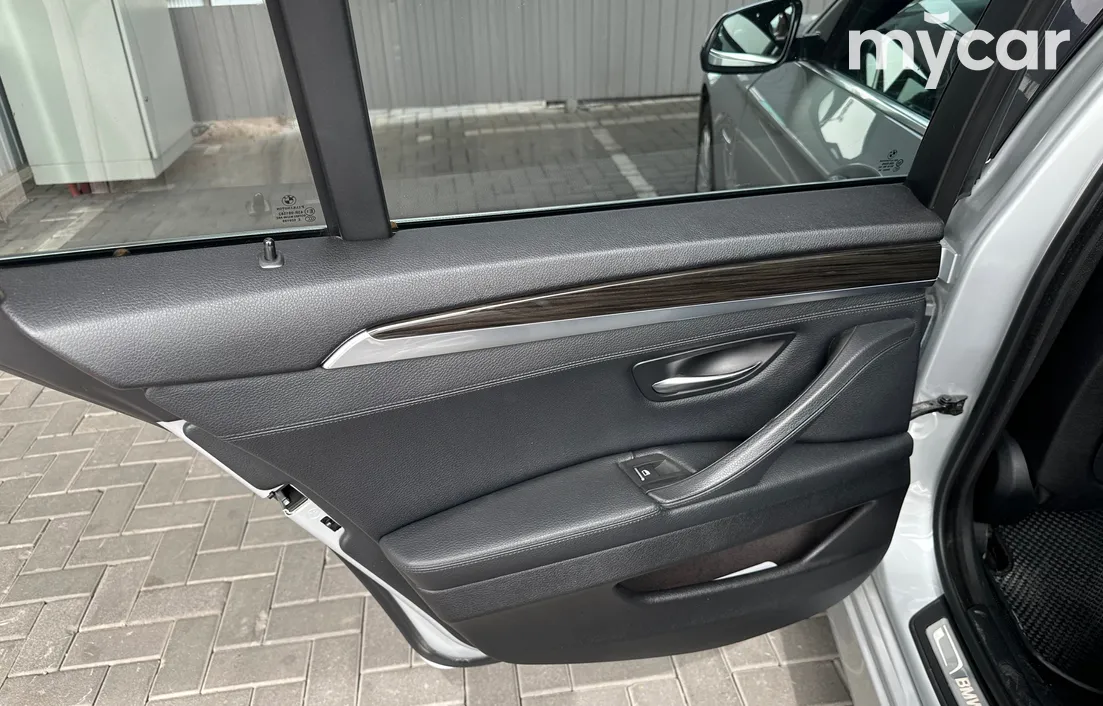 BMW 5 серия 2013