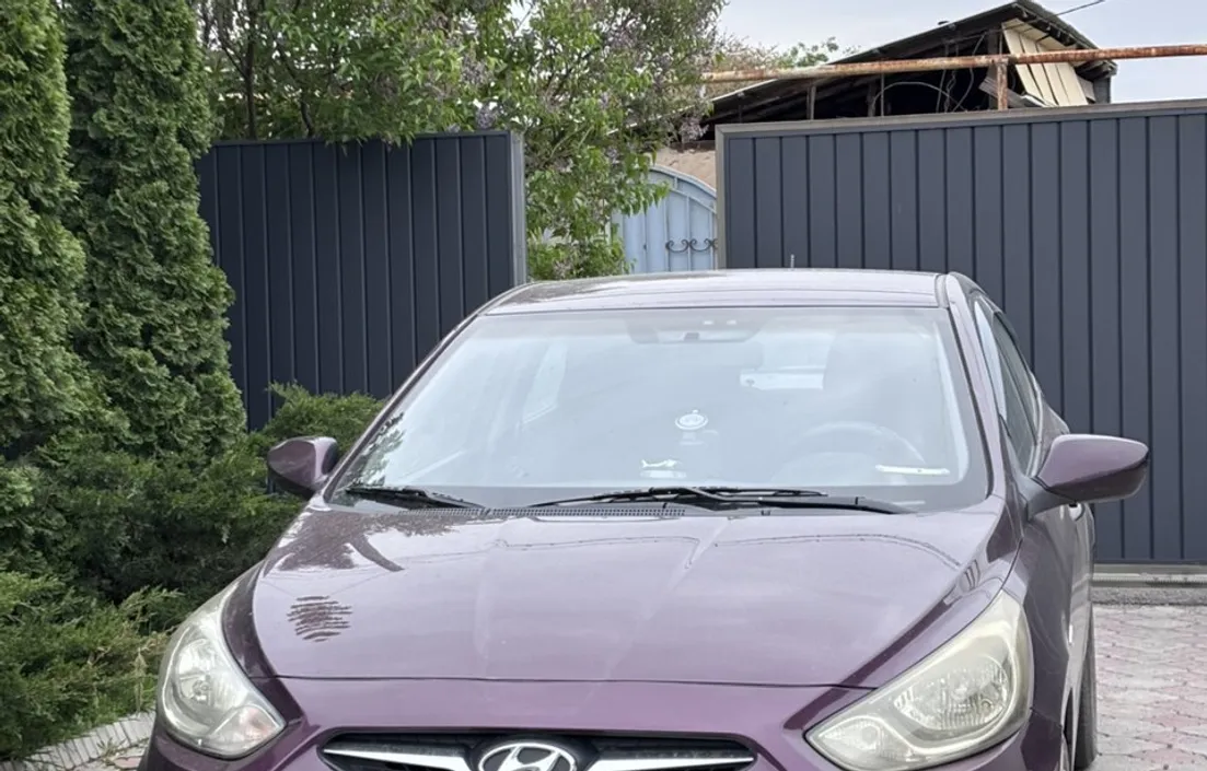 Hyundai Accent 2014