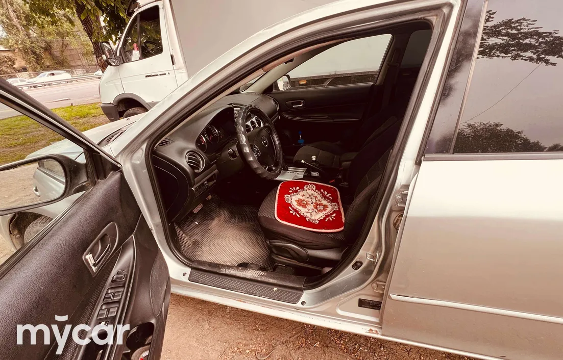 Mazda 6 2004