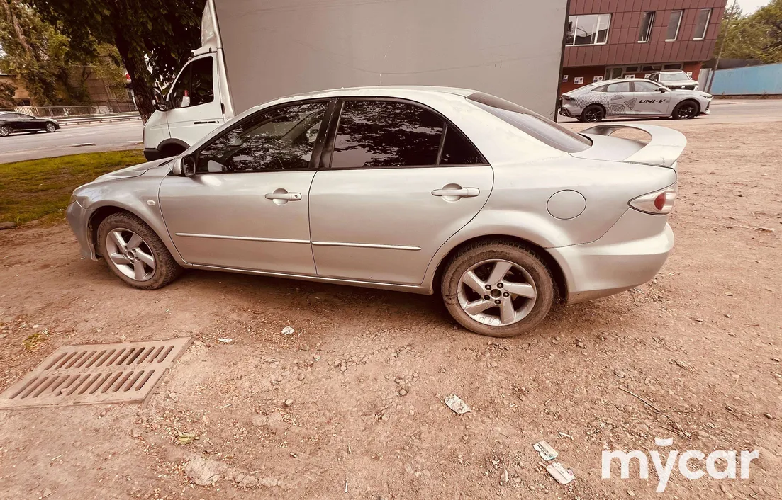 Mazda 6 2004