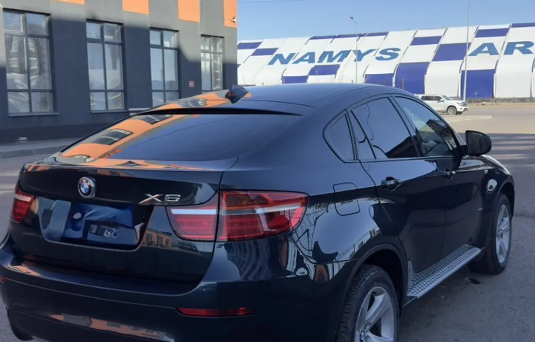 BMW X6 2013