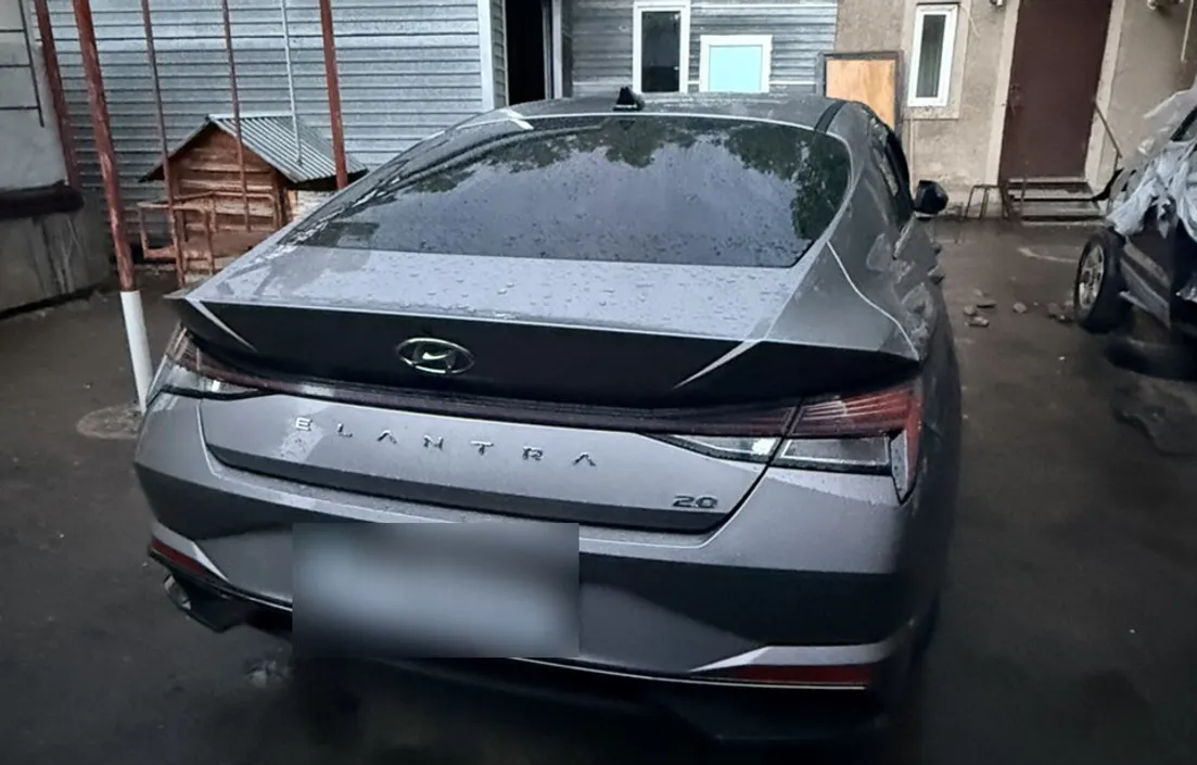 Hyundai Elantra 2022