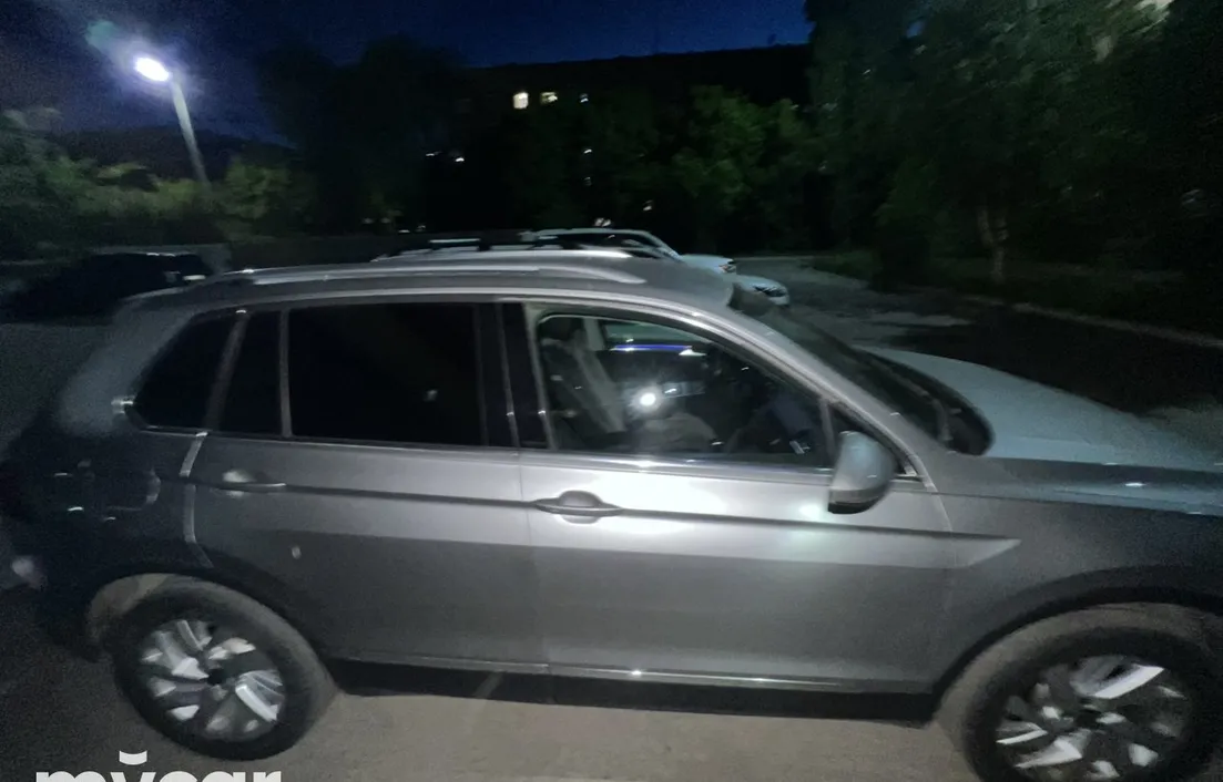 Volkswagen Tiguan 2021