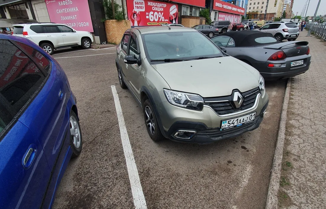 Renault Logan Stepway 2021