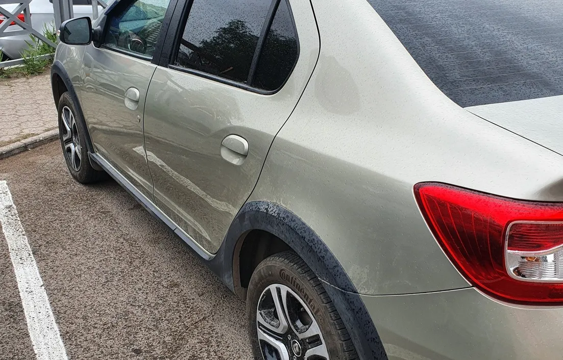 Renault Logan Stepway 2021
