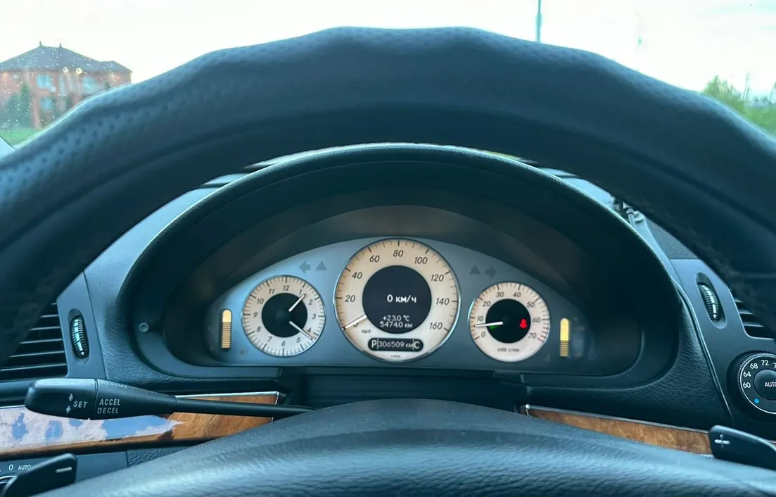 Mercedes-Benz E-Класс 2008