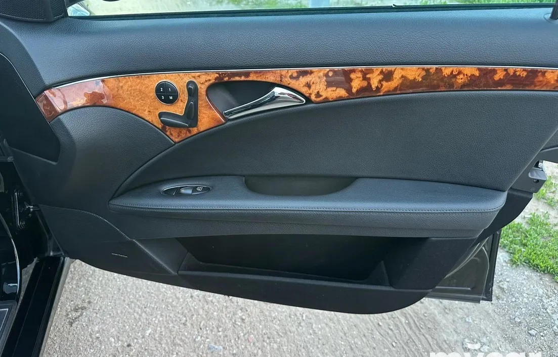 Mercedes-Benz E-Класс 2008