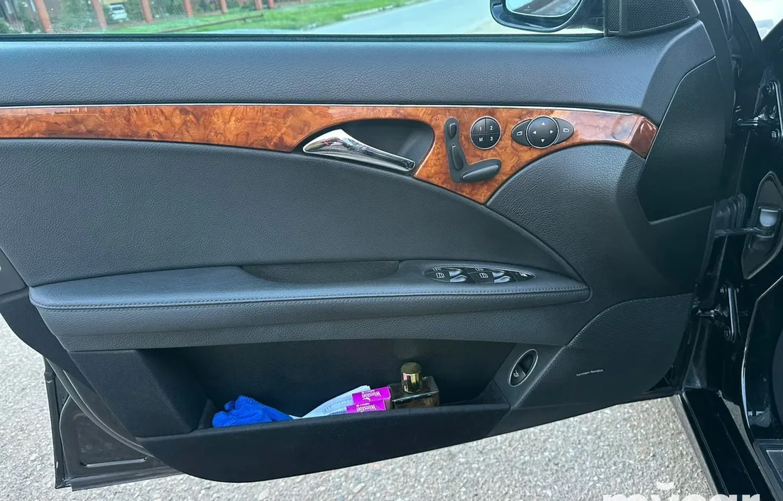 Mercedes-Benz E-Класс 2008