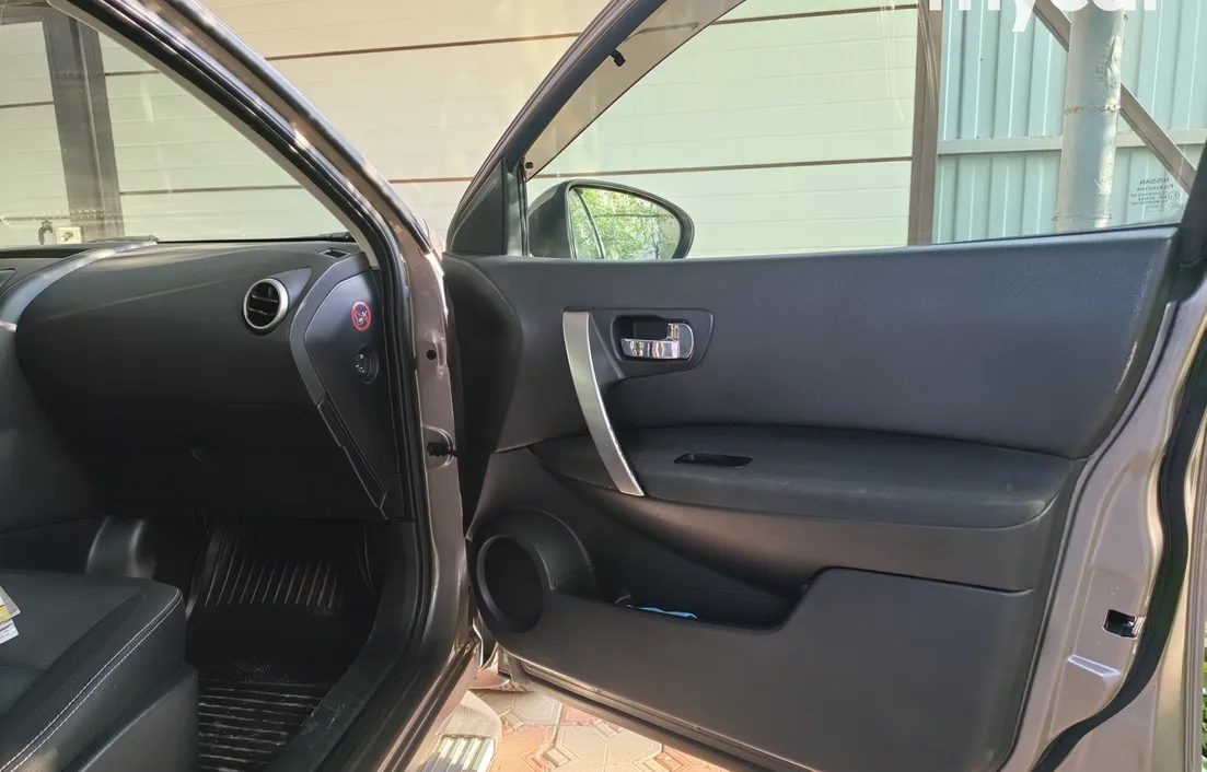 Nissan Qashqai 2012