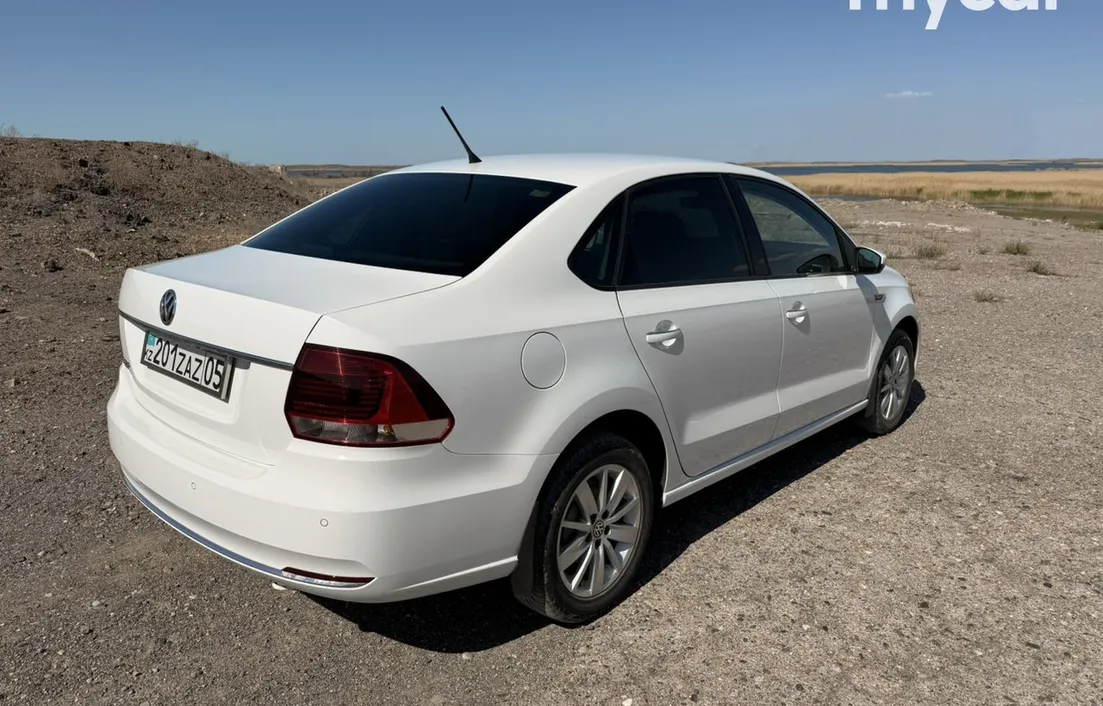 Volkswagen Polo 2015
