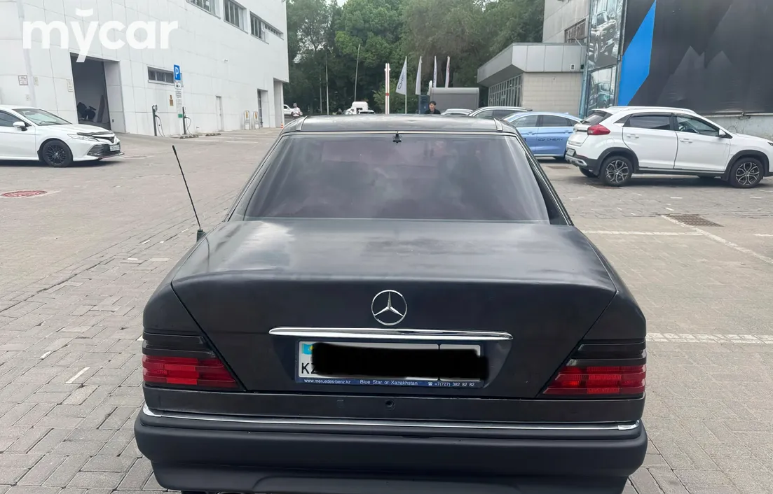 Mercedes-Benz E-Класс 1995