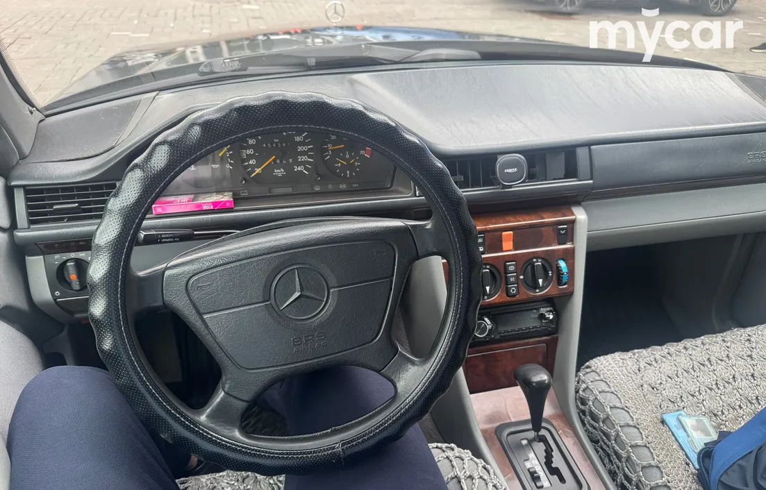 Mercedes-Benz E-Класс 1995