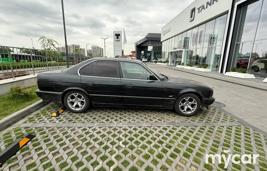BMW 5 серия 1990
