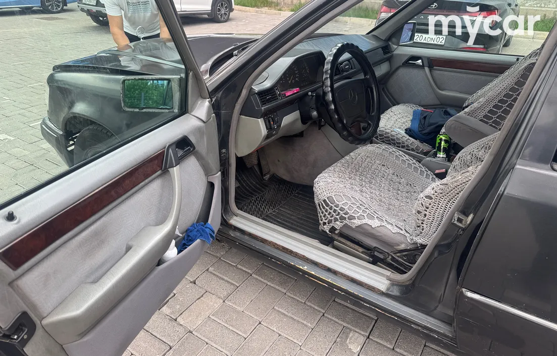 Mercedes-Benz E-Класс 1995