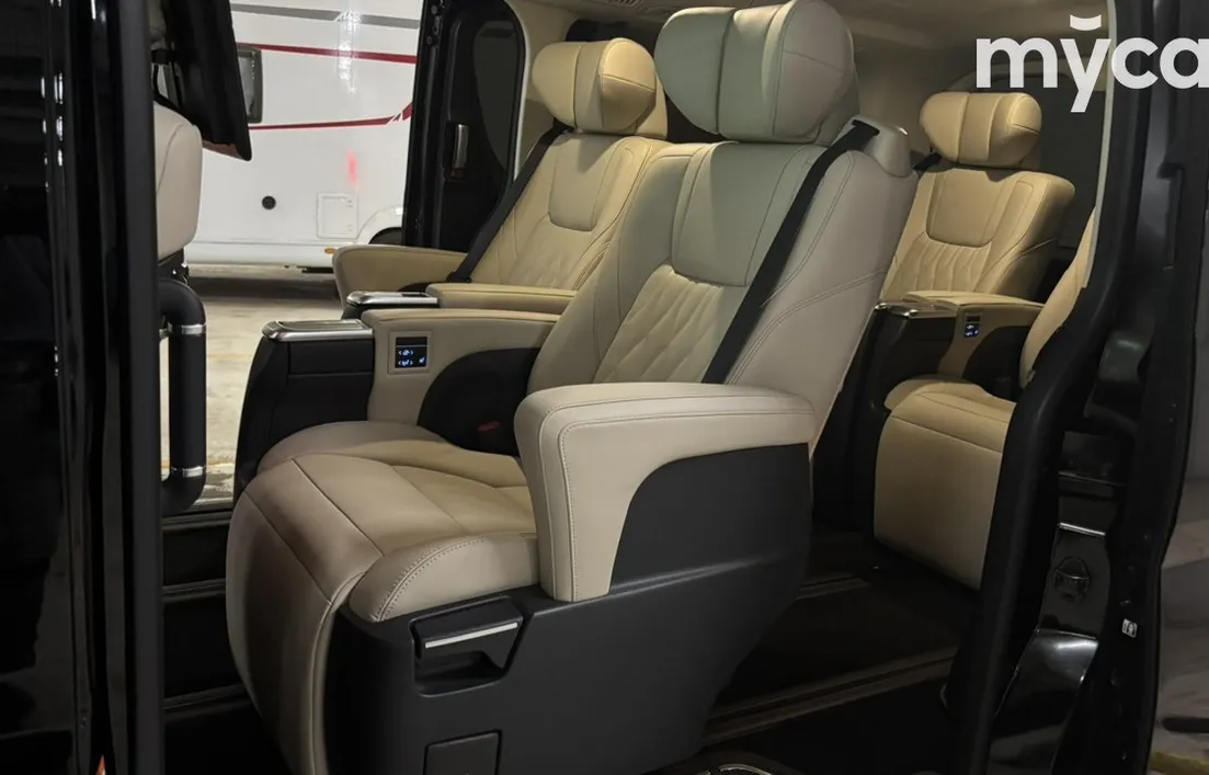Toyota Hiace 2025