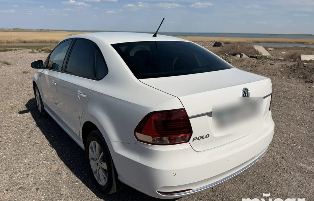 Volkswagen Polo 2015