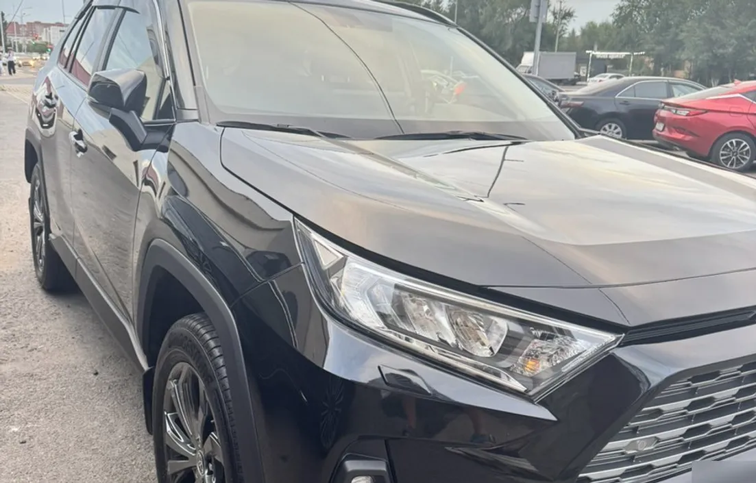 Toyota RAV4 2023